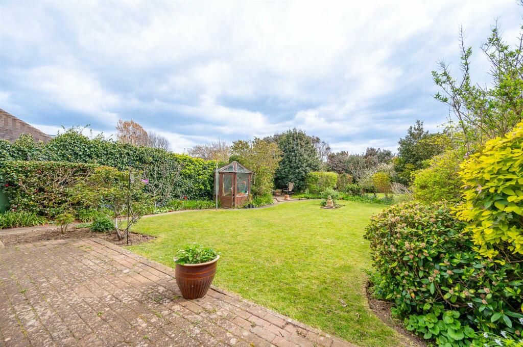 Additional property image - Sutton Avenue, Seaford