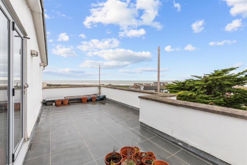 Additional property image - Bramber Close, Crooked Lane, Seaford