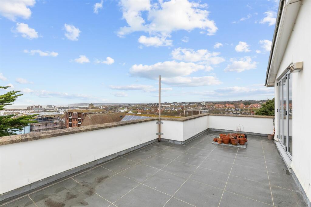 Additional property image - Bramber Close, Crooked Lane, Seaford