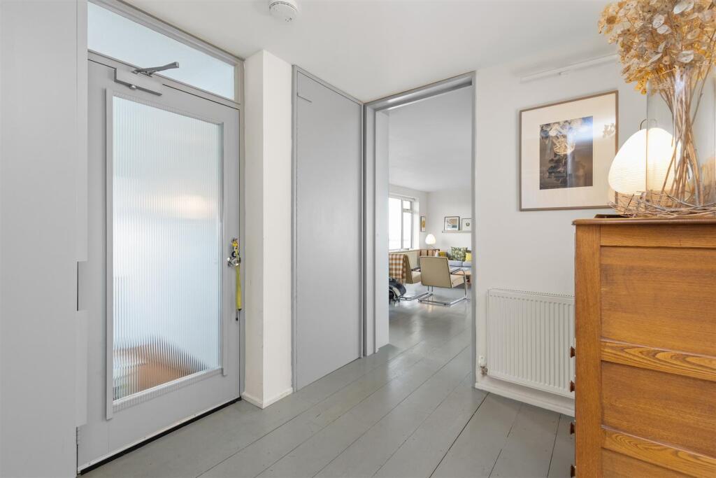 Additional property image - Bramber Close, Crooked Lane, Seaford