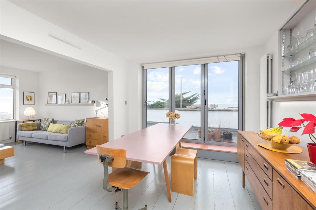 Additional property image - Bramber Close, Crooked Lane, Seaford