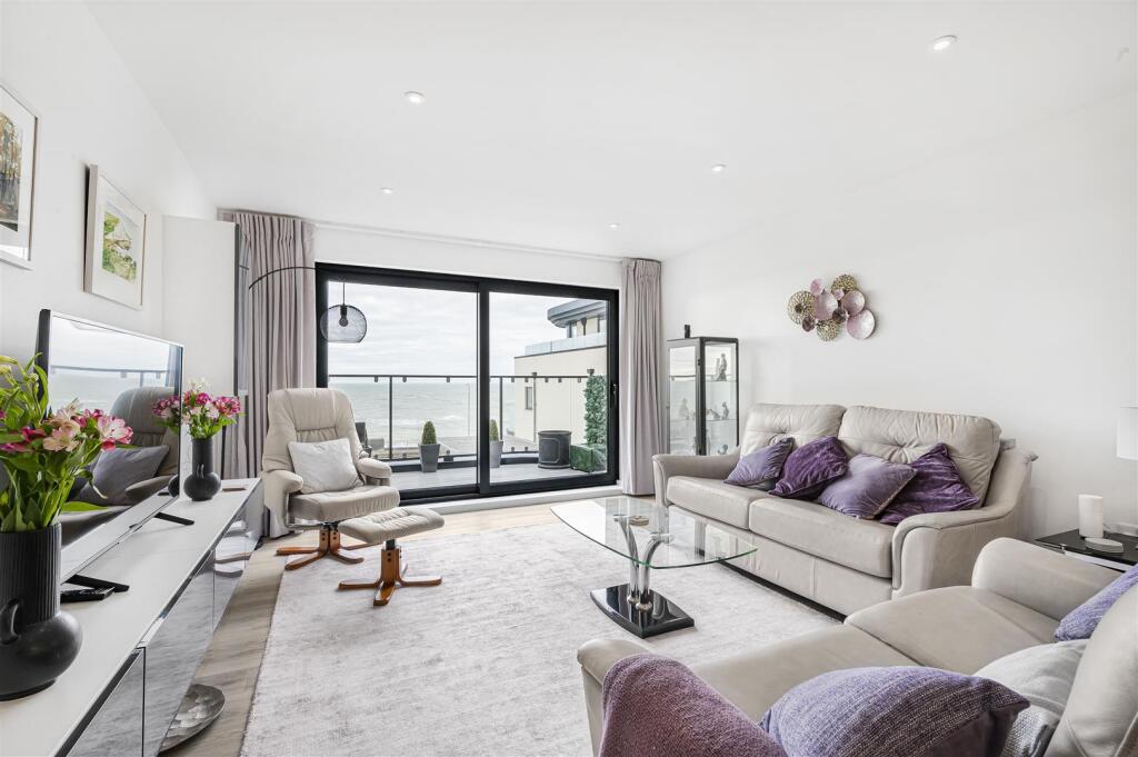 Additional property image - Waters Edge, Claremont Road