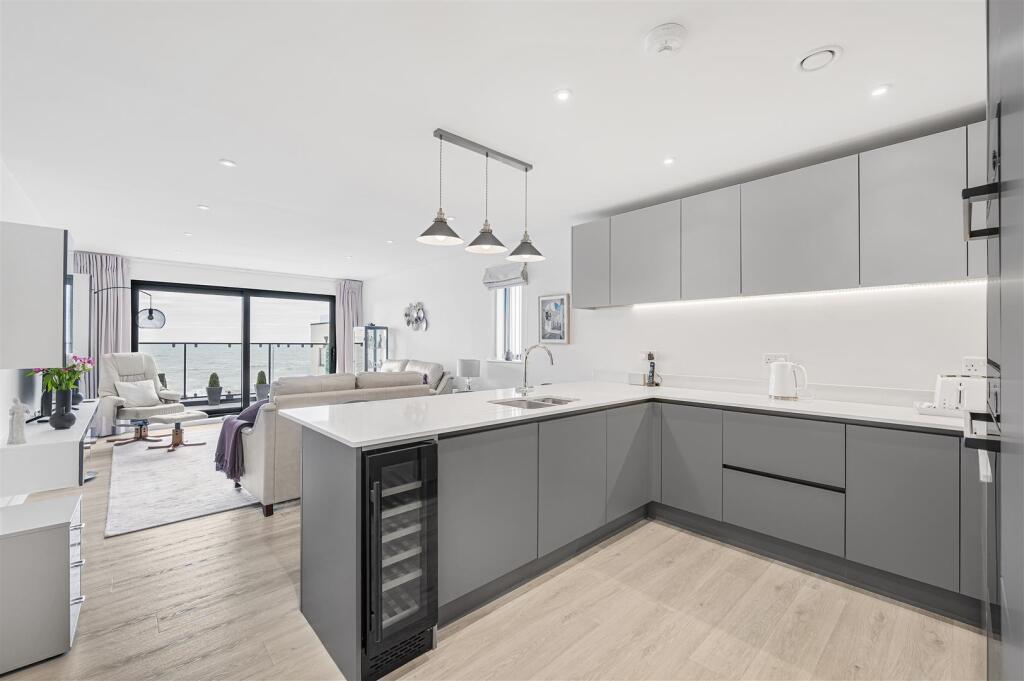Additional property image - Waters Edge, Claremont Road