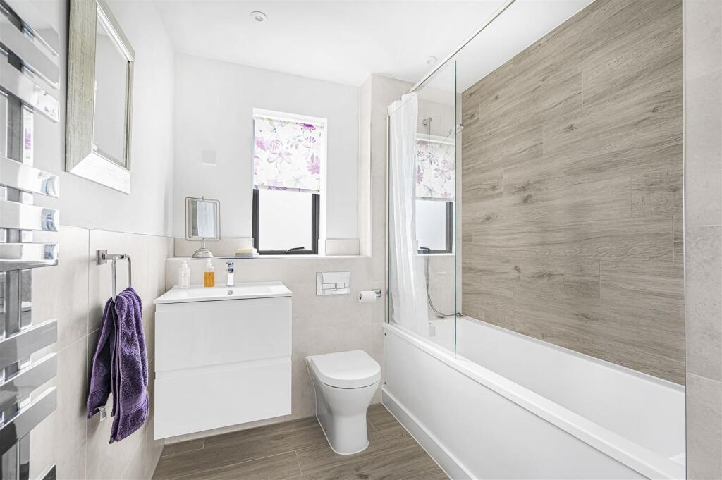 Additional property image - Waters Edge, Claremont Road