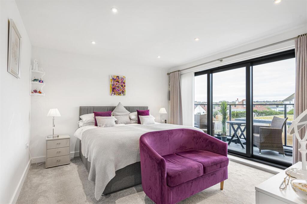 Additional property image - Waters Edge, Claremont Road