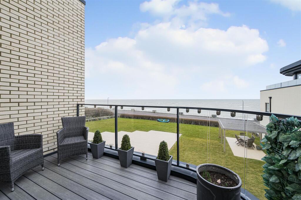 Additional property image - Waters Edge, Claremont Road