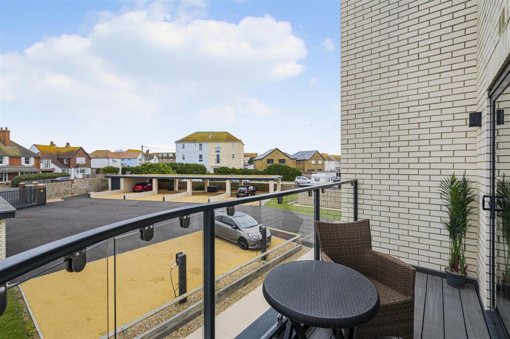 Additional property image - Waters Edge, Claremont Road