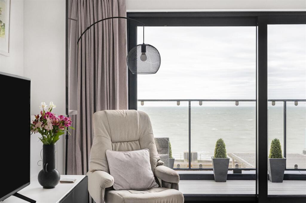 Additional property image - Waters Edge, Claremont Road