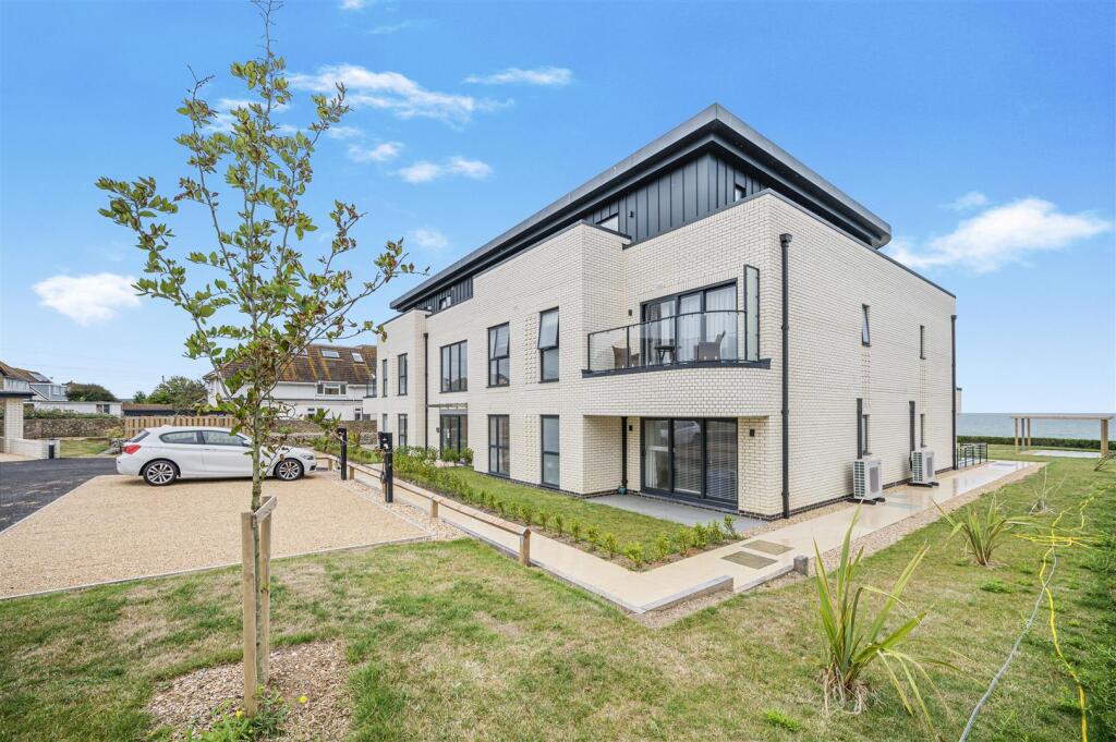 Additional property image - Waters Edge, Claremont Road