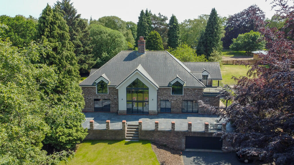 5 bedroom detached house for sale in Penkridge Bank Road, Rugeley, WS15