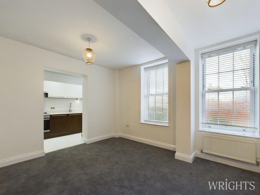 Additional property image - St Albans Road East, Hatfield