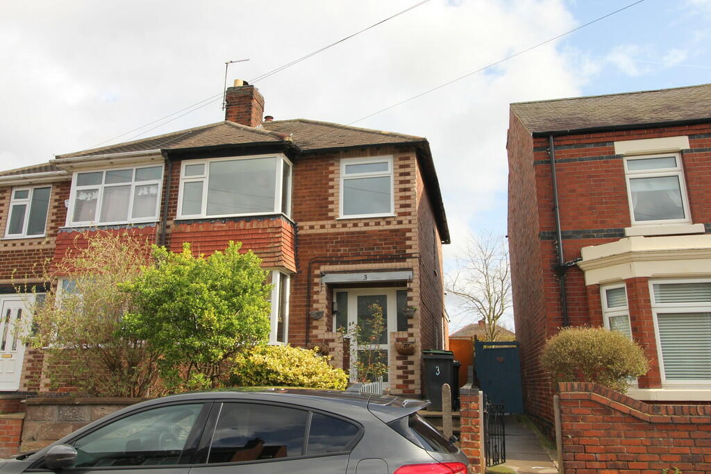 3 bedroom detached house for rent in New Eaton Road, Stapleford, Nottingham, NG9