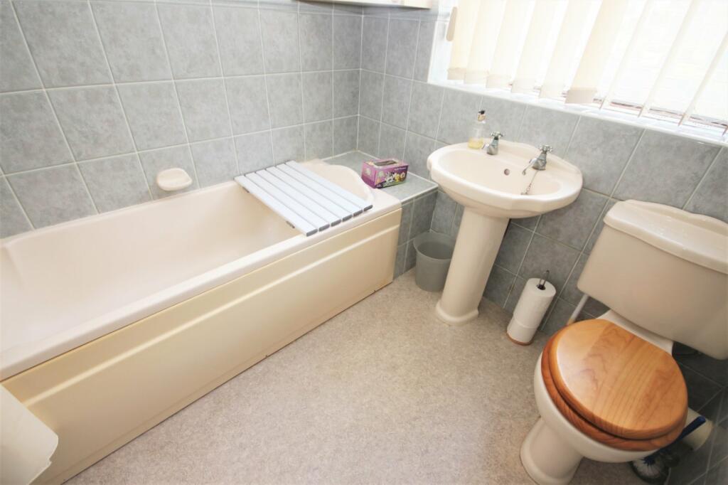 3 bedroom apartment for sale in Wallace Court, 39 Wallace Road