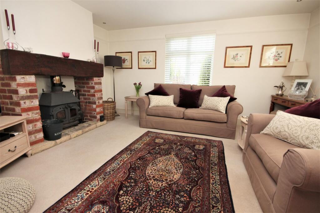3 bedroom semidetached house for sale in Newton Road, Sturminster