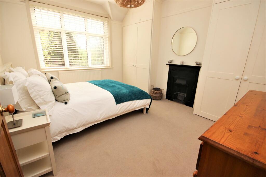 3 bedroom semidetached house for sale in Newton Road, Sturminster