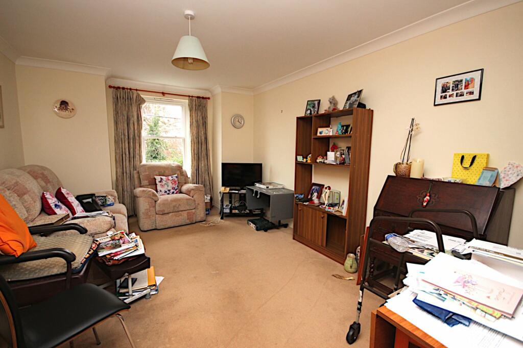 Additional property image - Tudor Road, Broadstone, Dorset, BH18