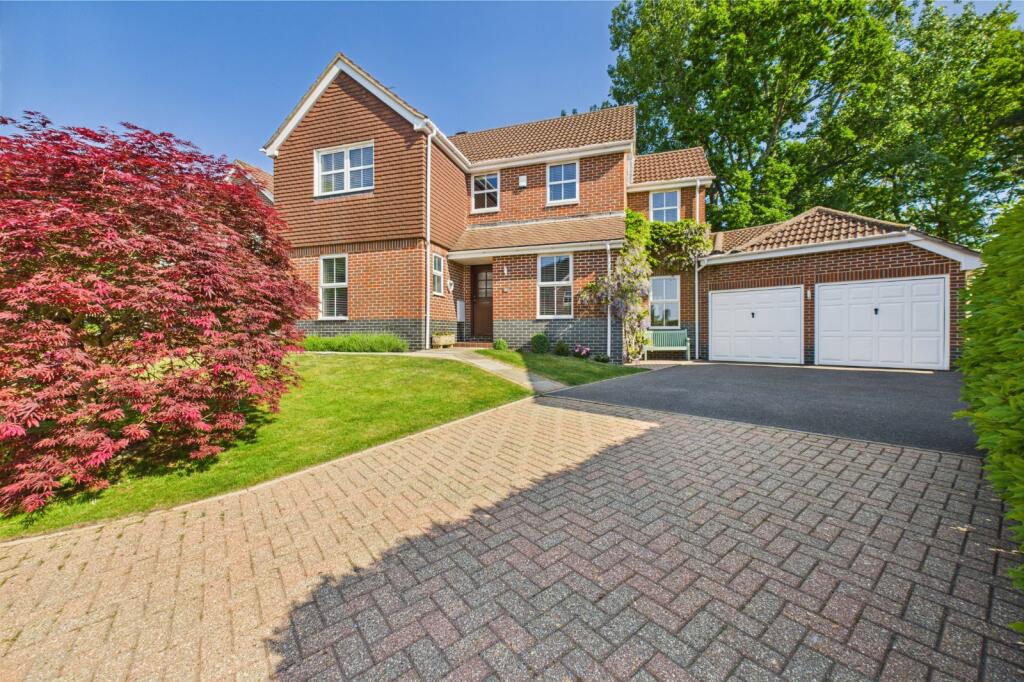 Main image of property: Mallow Close, Broadstone, Dorset, BH18
