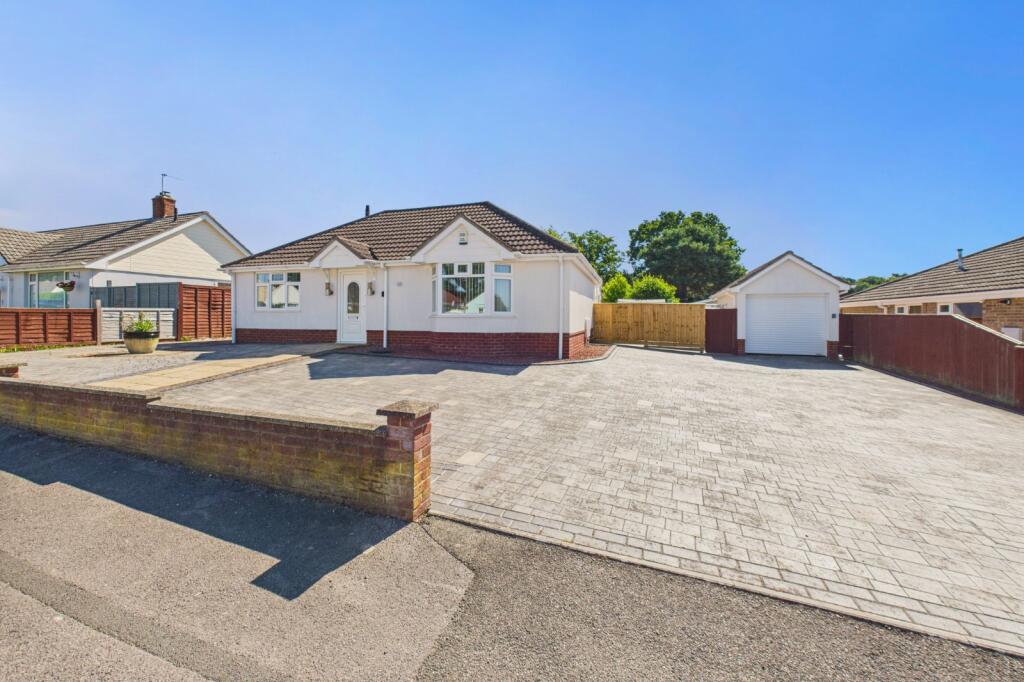 Main image of property: Fontmell Road, Broadstone, Dorset, BH18