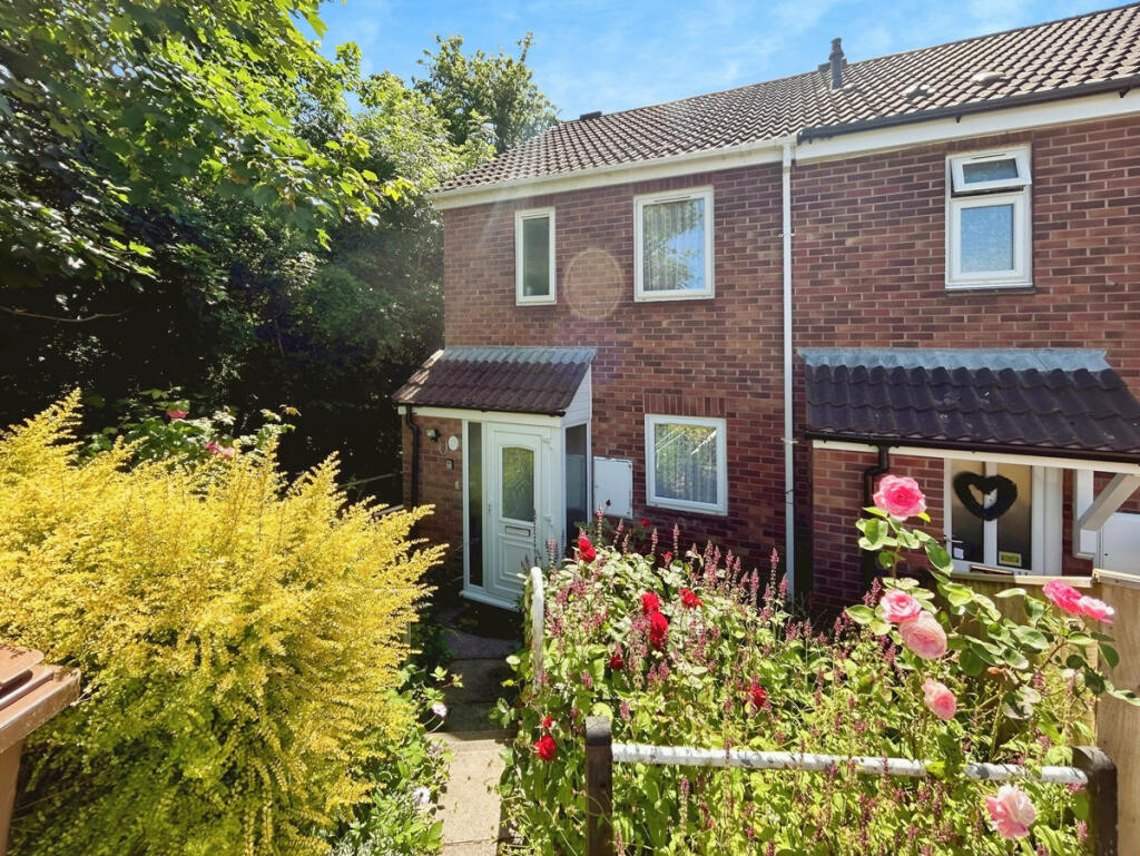 2 bedroom end of terrace house for sale in Coltishall Close, Plymouth, PL5