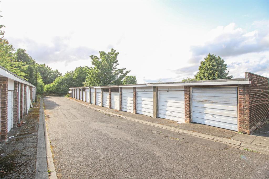 1 bedroom flat for sale in Haydon Close, Newcastle Upon Tyne, NE3