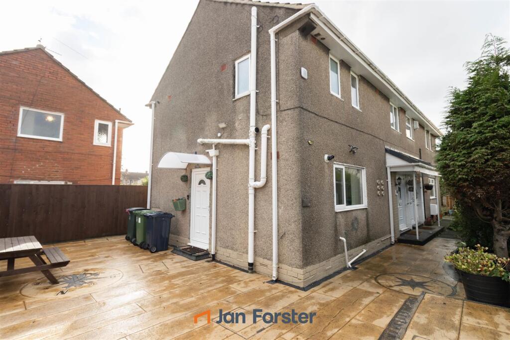 Main image of property: Glynfellis, Gateshead