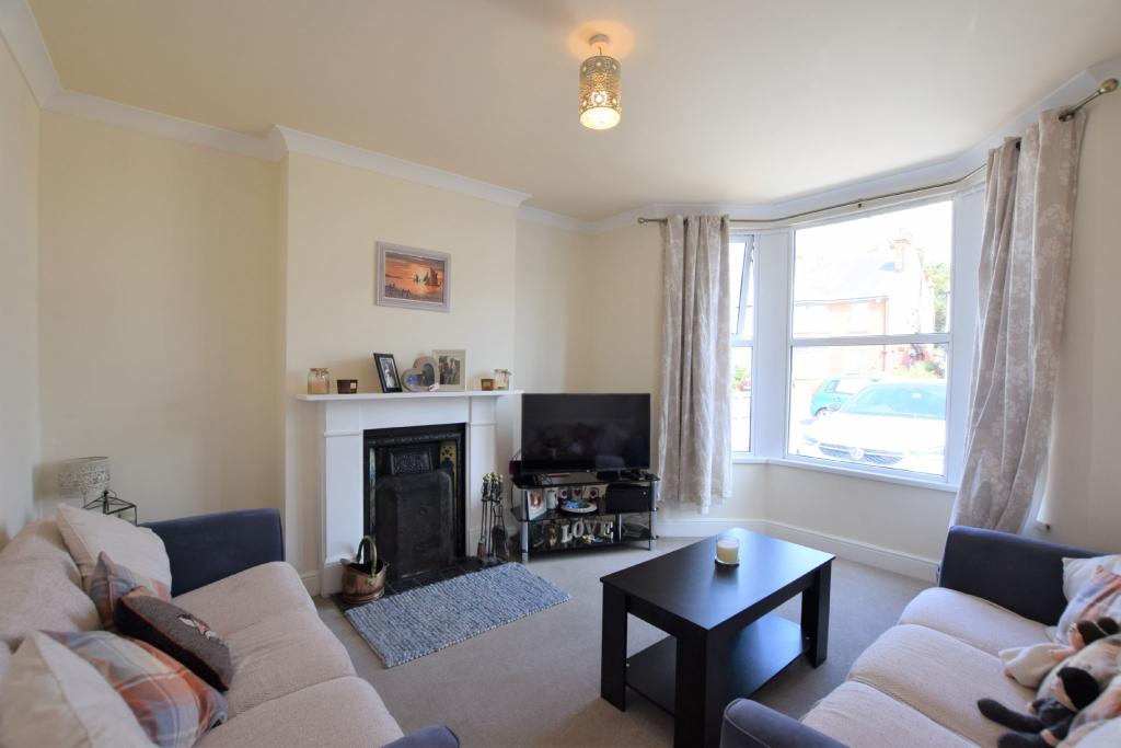 3 bedroom end of terrace house for sale in ClactononSea, CO15