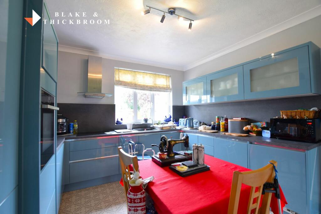 Additional property image - Albert Gardens, Clacton-on-Sea