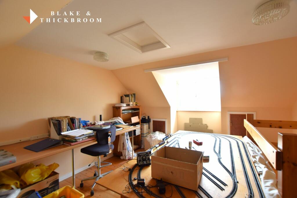 Additional property image - Albert Gardens, Clacton-on-Sea