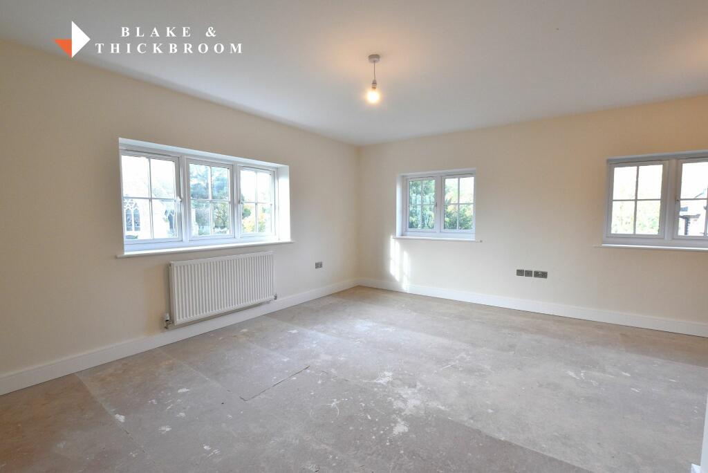 Additional property image - Tamarisk Close, Kirby le Soken
