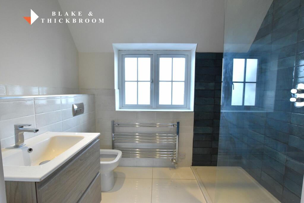 Additional property image - Tamarisk Close, Kirby le Soken