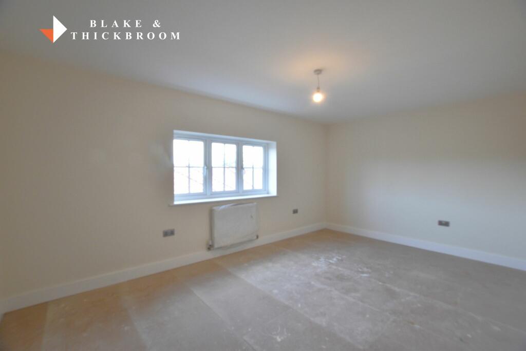 Additional property image - Tamarisk Close, Kirby le Soken