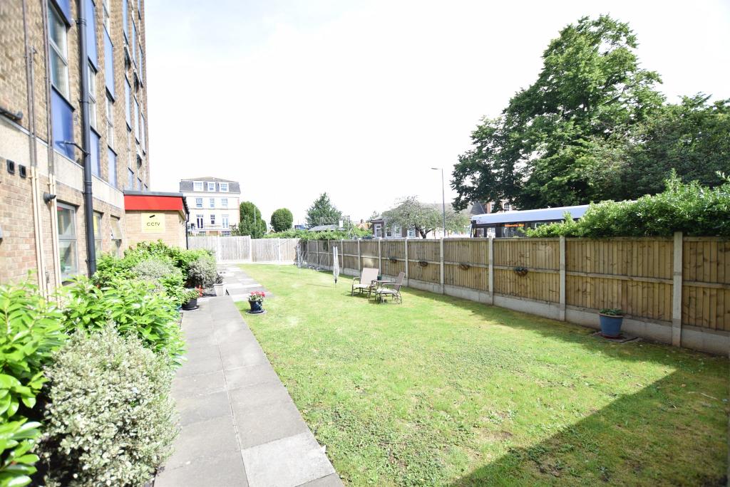 Block of apartments for sale in ClactononSea, CO15