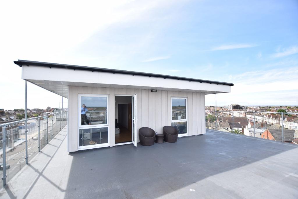 Block of apartments for sale in ClactononSea, CO15