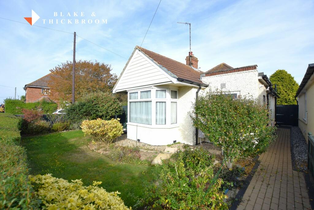 2 bedroom detached bungalow for sale in Primrose Road, HollandonSea, CO15