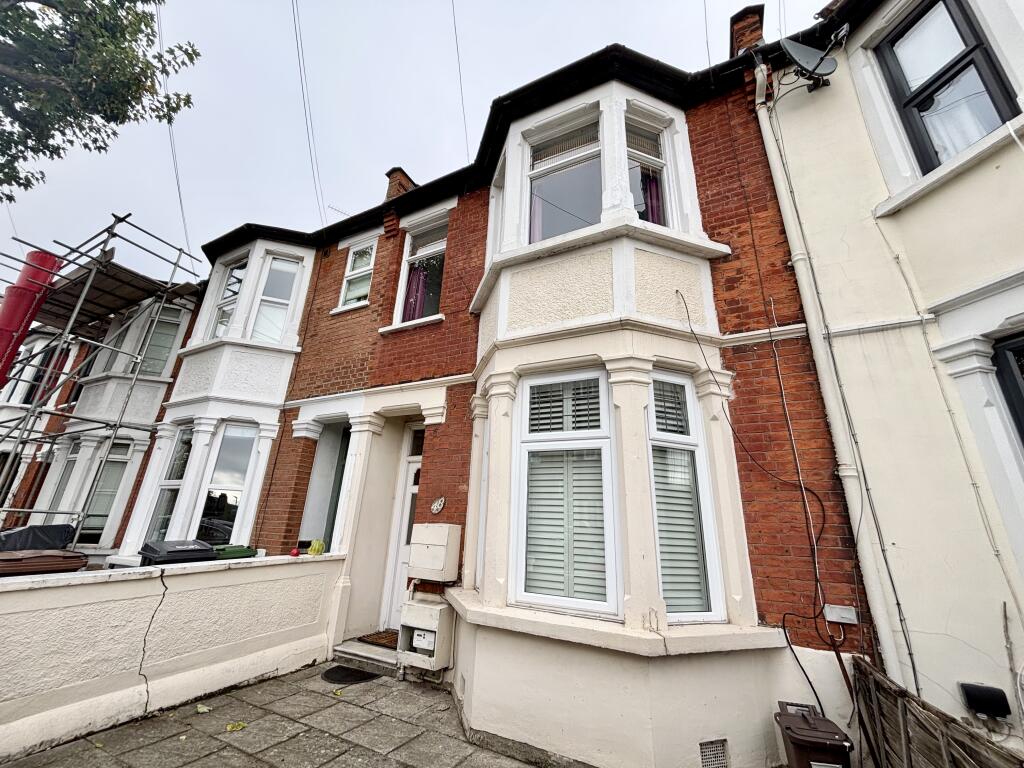 Main image of property: Davies Lane, E11