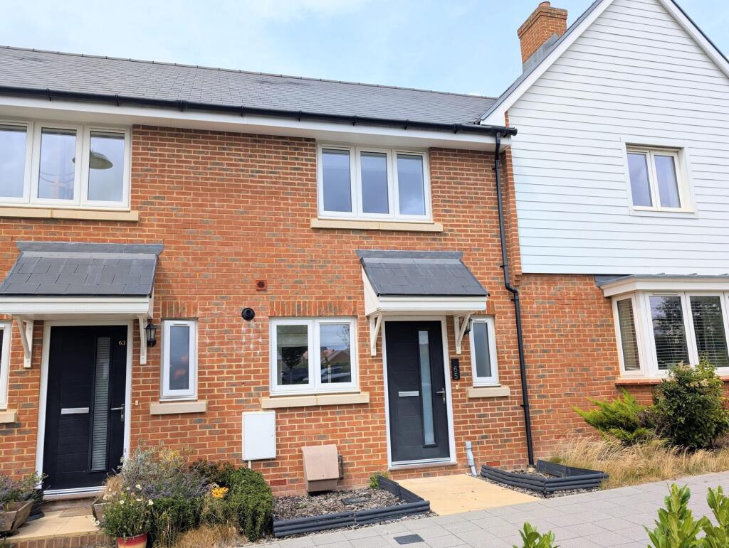 Main image of property: Calvert Link, Faygate, RH12