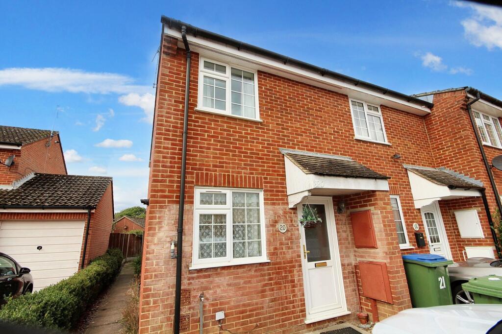 Main image of property: Fenhurst Close, Horsham, RH12