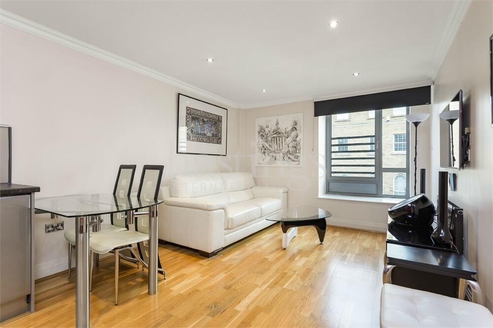 Main image of property: 392 Rotherhithe Street, Rotherhithe, London, SE16