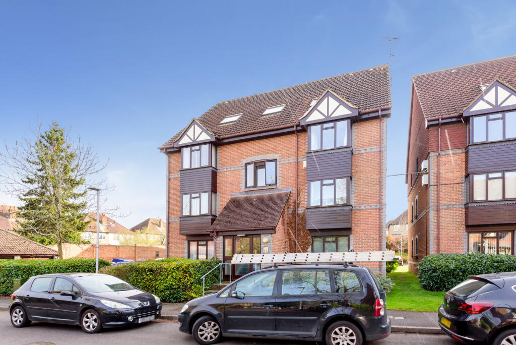 1 bedroom apartment for sale in Rowe Court, Grovelands Road, Reading