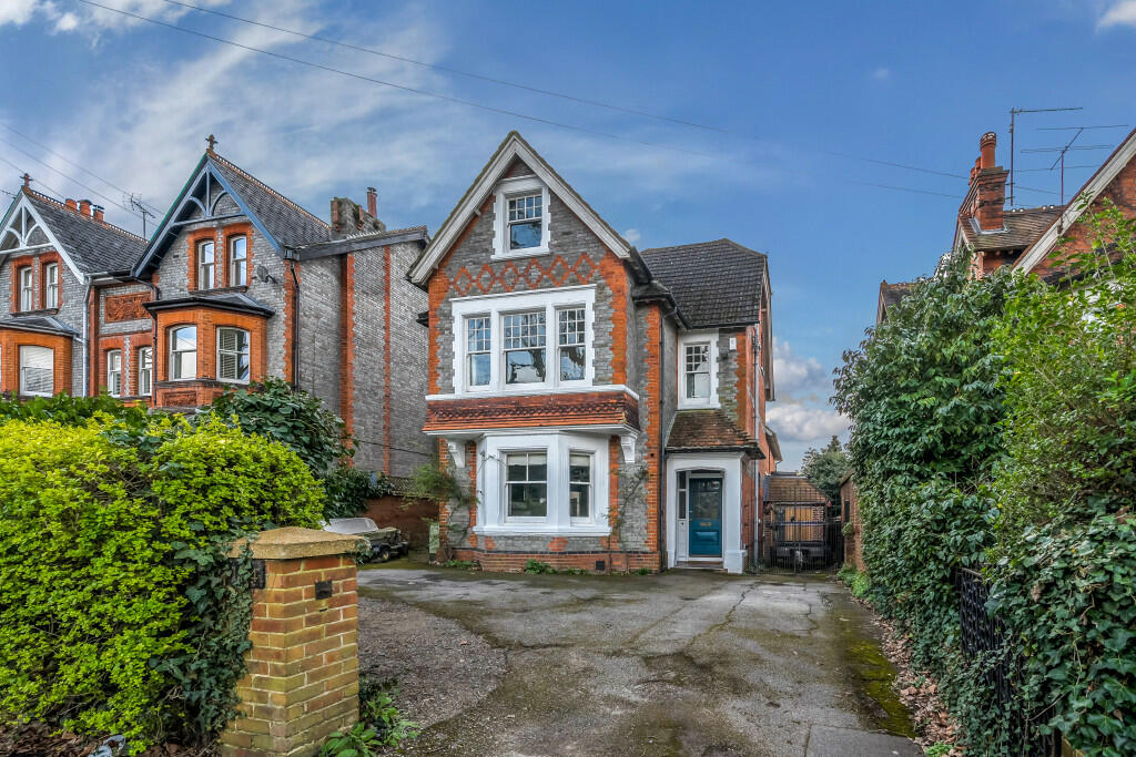 5 bedroom detached house for sale in Kendrick Road, Reading, Berkshire, RG1