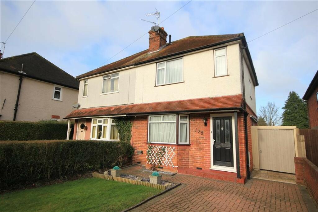 3 bedroom semi-detached house for rent in Whitley Wood Road, Reading, Berkshire, RG2