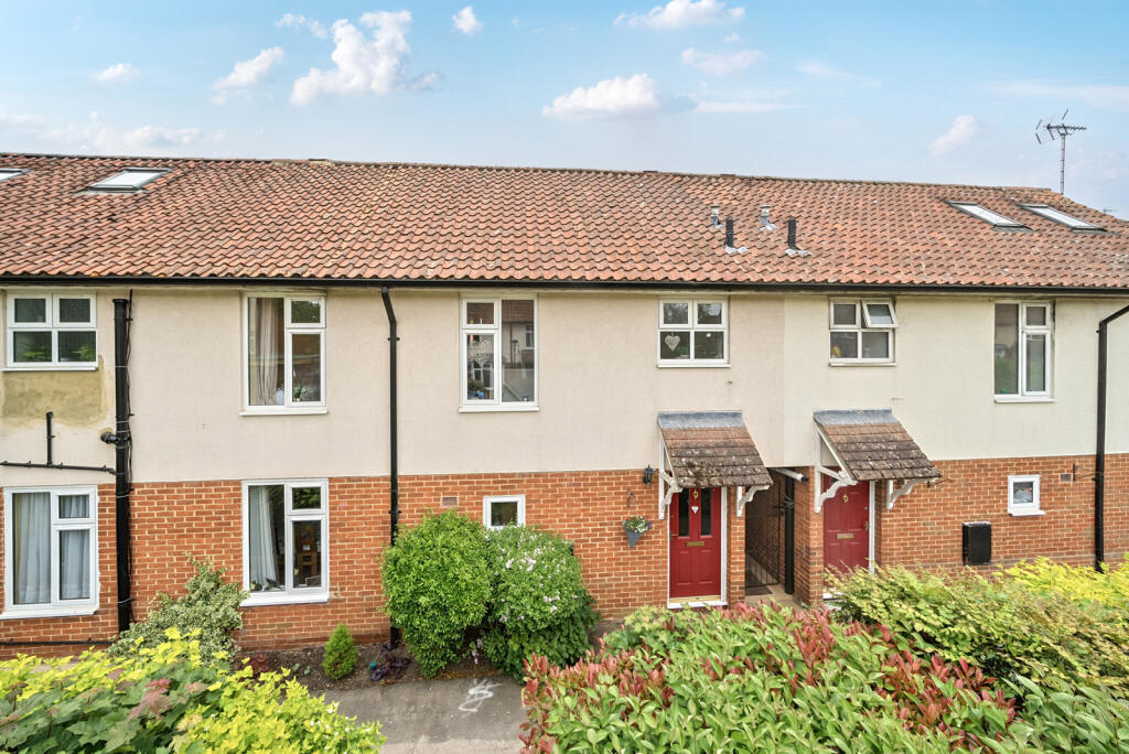 Main image of property: Valon Road, Arborfield, Reading, Berkshire, RG2