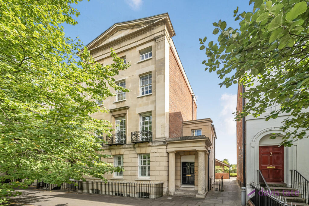 Main image of property: London Road, Reading, Berkshire, RG1