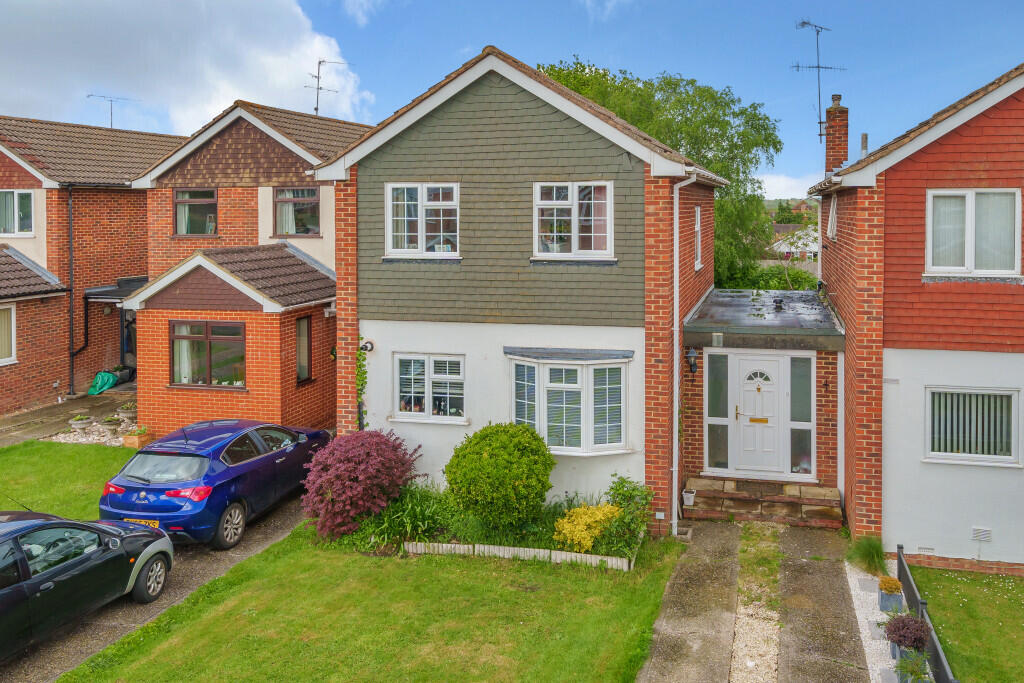 Main image of property: Kendall Avenue, Shinfield, Reading, Berkshire, RG2