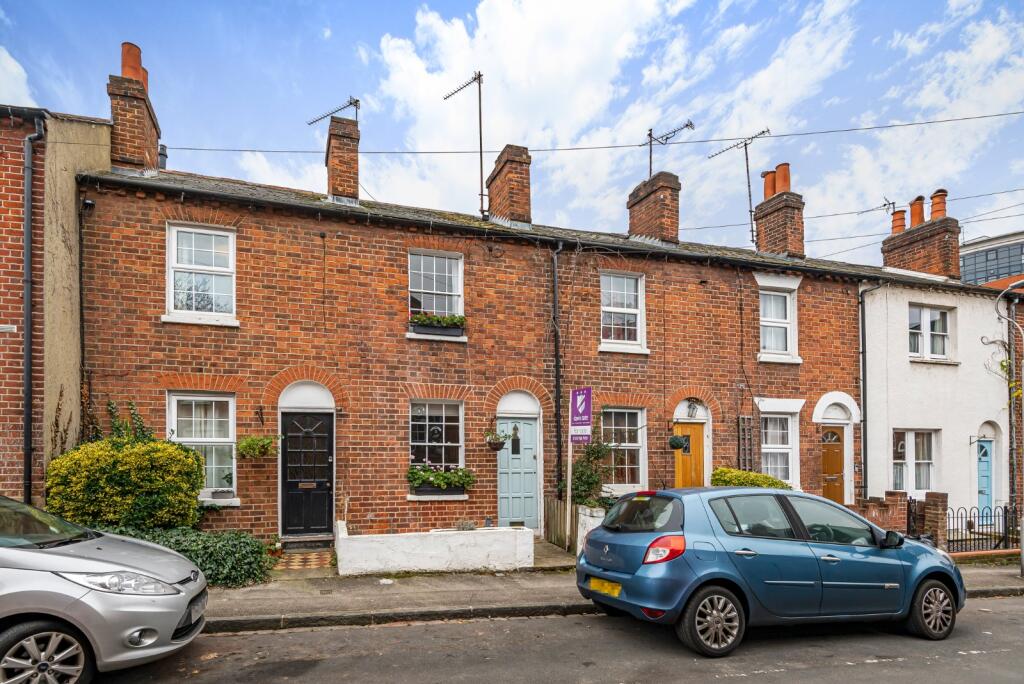 Main image of property: St. Johns Hill, Reading, Berkshire, RG1