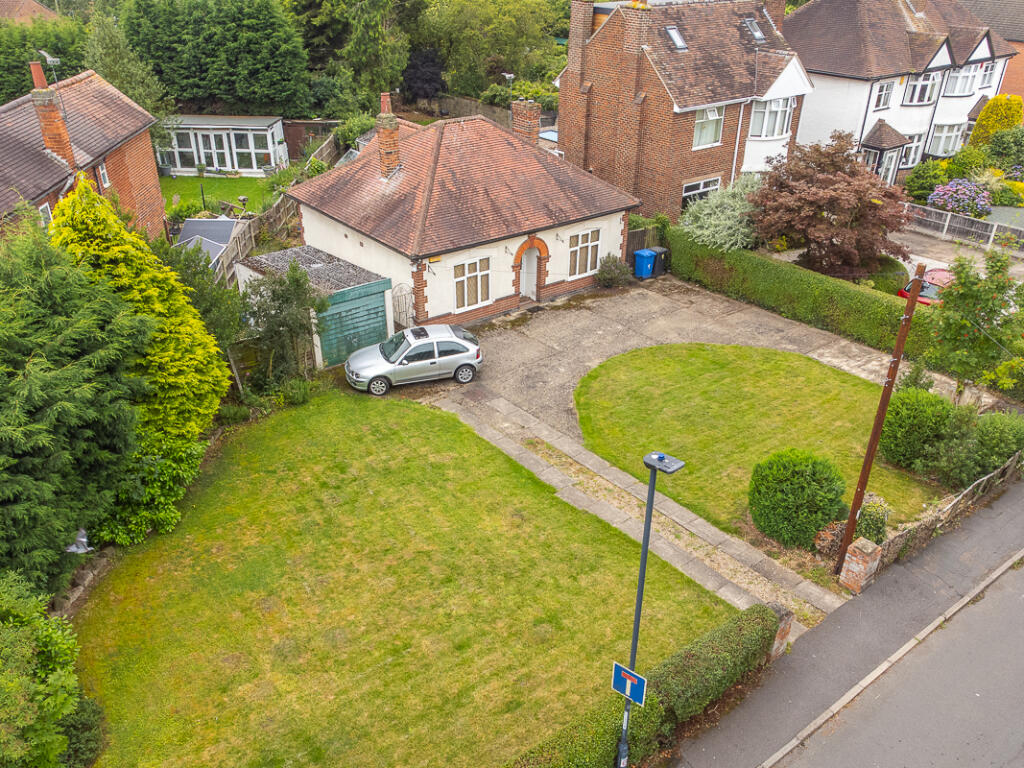 3 bedroom detached bungalow for sale in Sinfin Moor Lane, Chellaston, DE73