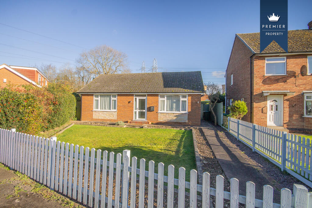2 bedroom detached bungalow for sale in Fern Avenue, Willington, DE65