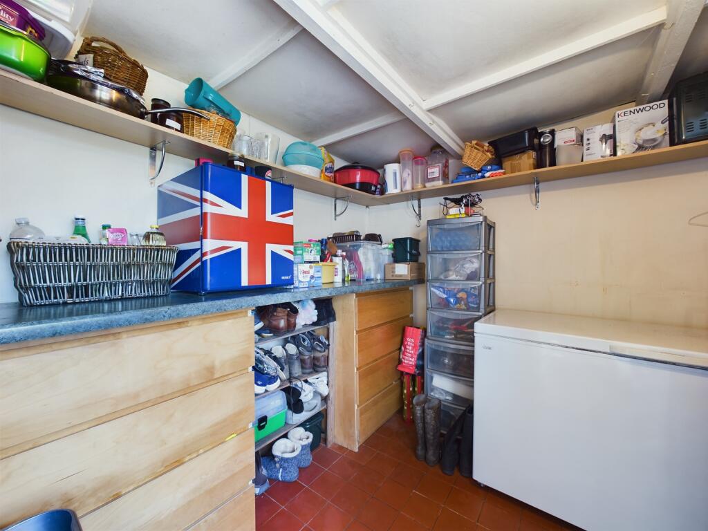 Additional property image - Aston Lane, Shardlow