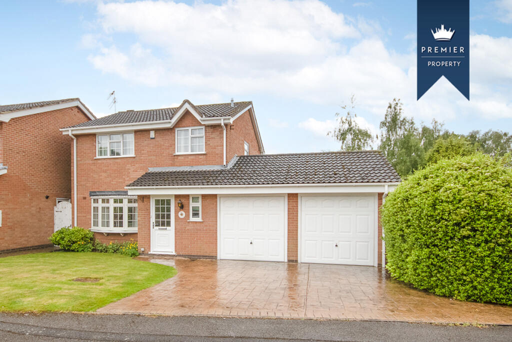 4 bedroom detached house for sale in Highgrove Drive, Chellaston, DE73