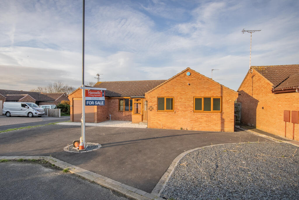 3 bedroom detached bungalow for sale in Woodminton Drive, Chellaston, DE73